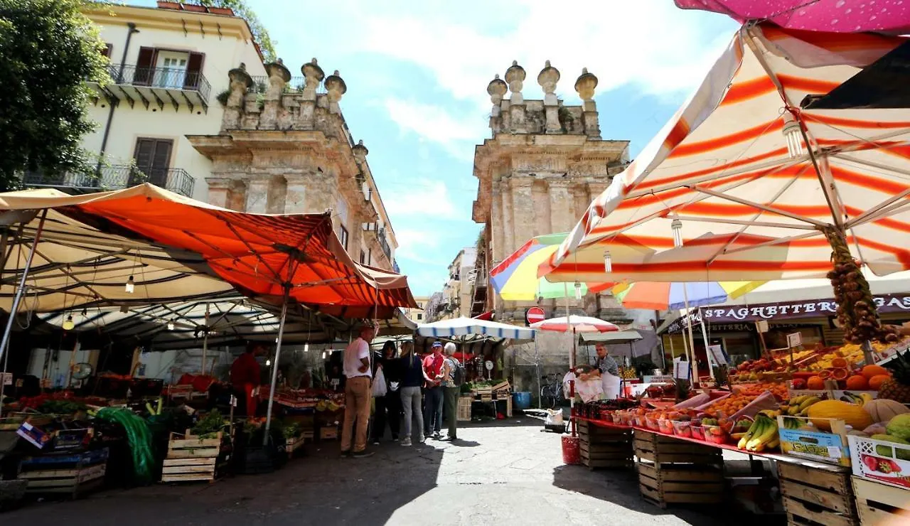 ** Bed & Breakfast Better & Better Bed and Breakfast Palermo Italien