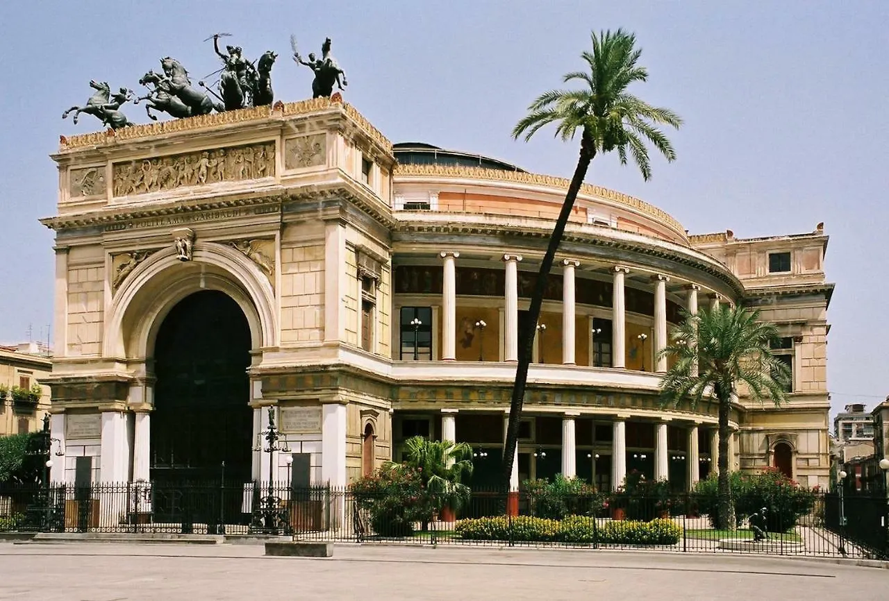 Bed & Breakfast Better & Better Bed and Breakfast Palermo